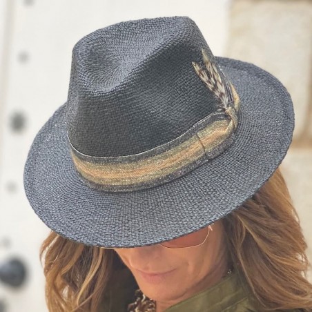 Sombrero estilo Fedora en color Negro hecho en paja natural