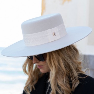 Breitkrempiger Filz-Canotier-Hut Torino Off White - Starre Krempe und Krempe - Raceu Hats
