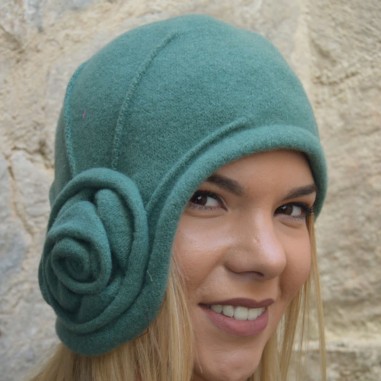 Berretto di lana vintage degli anni '20 di colore verde Raceu Hats