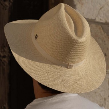 Chapéu Panamá Paros em cor Bege - Chapéus Panamá Clássicos - Chapéus Panamá - Chapéus Panamá Raceu Hats