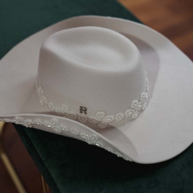 Cappello da cowboy a tesa larga con diamanti e gioielli - Edizione limitata -Raceu Hats