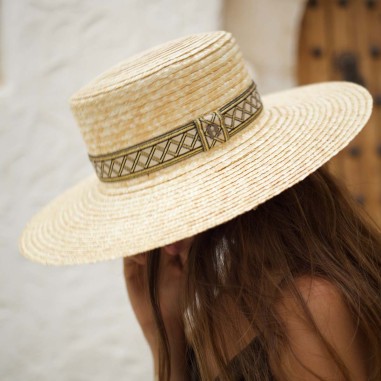 Cappello di paglia St. Tropez con nastro d'oro stile canotier - Raceu Hats
