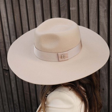 Sombrero Mujer Ala Ancha Colorado en Color Beige - Ala Rígida - Fieltro de Lana - Raceu Hats