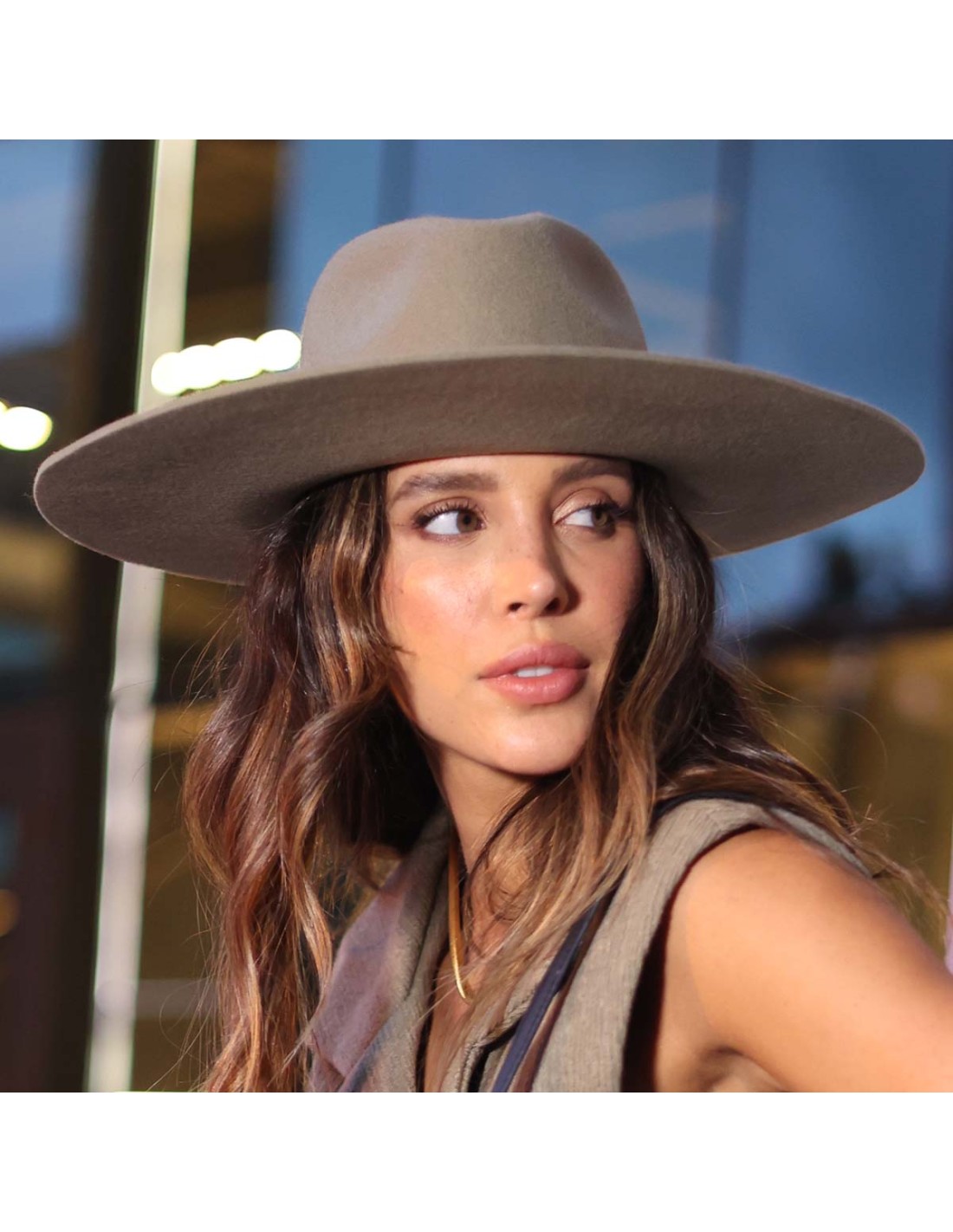 Women's Fedora Hat in Felt: Discover Elegance in Matcha Color! - Raceu Hats